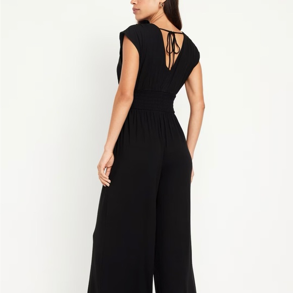 Shirred waist-defined jumpsuit - Picture 2 of 7